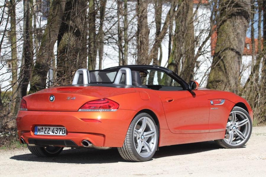  BMW Z4 sDrive 3.5is 2014 года  (фото 23 из 24)